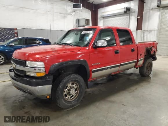 ✅ 2001 Chevrolet Silverado 2500HD LS • VIN: 1GCHK23U51F189153 • Lot: 50323275. Wystawiony na Copart z przebiegiem 190 027 mil. Bezpłatny archiwum sprzedaży aukcyjnych z USA i szczegółowy raport historii pojazdu na DreamBid. Zdjęcie 1.