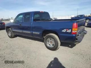 ✅ 2002 Chevrolet Silverado 1500 • VIN: 2GCEK19V421196696 • Лот: 74086484. Опубликован ранее на Copart с пробегом 76 058 миль. Бесплатный доступ к архиву аукционных продаж из США и подробный отчёт об истории автомобиля на DreamBid. Изображение 2.