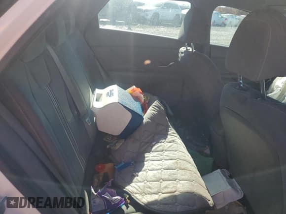 ✅ 2023 Hyundai Elantra SEL • VIN: 5NPLS4AG7PH106291 • Lot: 87195675. Listed on Copart with 88,213 mi. Free auction sales archive from the USA and detailed vehicle history report at DreamBid. Image 10.