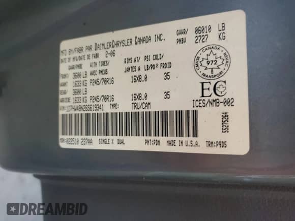 2006 Dodge Dakota SLT z VIN 1D7HW48N26S619341, wystawiony jako Copart lot #70210794 z przebiegiem 81 671 mil mil oraz Czysty tytuł • Clean title. Historia ofert i sprzedaży dostępna na DreamBid. Obrazek 12.