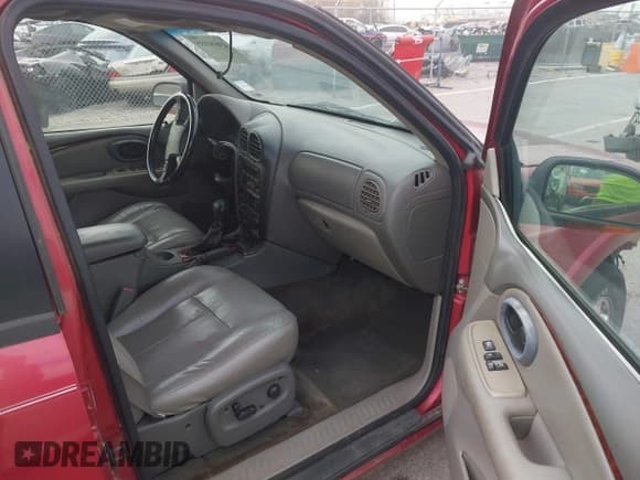 ✅ 2004 Oldsmobile Bravada • VIN: 1GHDT13S142224314 • Лот: 43694935. Опубликован ранее на IAAI с пробегом Не указан. Бесплатный доступ к архиву аукционных продаж из США и подробный отчёт об истории автомобиля на DreamBid. Изображение 5.