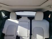 ✅ 2024 VinFast VF 8 Plus • VIN: RLLV1AFA6RH009038 • Lot: 79879874. Wystawiony na Copart z przebiegiem 1 467 mil. Bezpłatny archiwum sprzedaży aukcyjnych z USA i szczegółowy raport historii pojazdu na DreamBid. Zdjęcie 10.