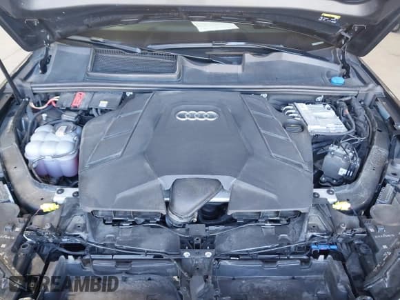 ✅ 2021 Audi Q7 Prestige • VIN: WA1VXAF72MD011778 • Lot: 43312529. Wystawiony na IAAI z przebiegiem 20 297 mil. Bezpłatny archiwum sprzedaży aukcyjnych z USA i szczegółowy raport historii pojazdu na DreamBid. Zdjęcie 10.