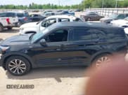 ✅ 2022 Ford Explorer ST-Line • VIN: 1FMSK7KH7NGB05501 • Lot: 41989567. Wystawiony na IAAI z przebiegiem 58 895 mil. Bezpłatny archiwum sprzedaży aukcyjnych z USA i szczegółowy raport historii pojazdu na DreamBid. Zdjęcie 15.