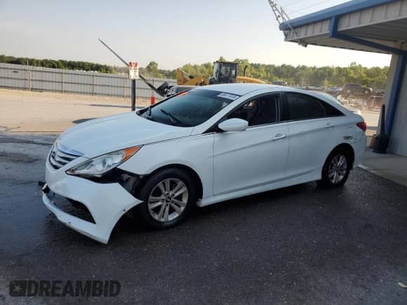 2014 Hyundai Sonata GLS with VIN 5NPEB4AC8EH929864, listed as a Copart auction lot 68411615 with Not provided miles and Non repairable. Bid and sale history available at DreamBid. Image 1.