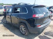 ✅ 2019 Jeep Cherokee Latitude Plus • VIN: 1C4PJLLXXKD243039 • Лот: 42394604. Опубликован ранее на IAAI с пробегом 133 333 миль. Бесплатный доступ к архиву аукционных продаж из США и подробный отчёт об истории автомобиля на DreamBid. Изображение 3.