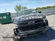 ✅ 2024 Chevrolet Silverado 1500 LT Trail Boss • VIN: 3GCUDFEL3RG393481 • Lot: 70498805. Wystawiony na Copart z przebiegiem 7 384 mil. Bezpłatny archiwum sprzedaży aukcyjnych z USA i szczegółowy raport historii pojazdu na DreamBid. Zdjęcie 13.