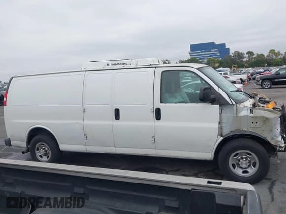 ✅ 2019 Chevrolet Express Cargo • VIN: 1GCWGBFG2K1310055 • Лот: 42983600. Опубликован ранее на IAAI с пробегом 162 413 миль. Бесплатный доступ к архиву аукционных продаж из США и подробный отчёт об истории автомобиля на DreamBid. Изображение 14.