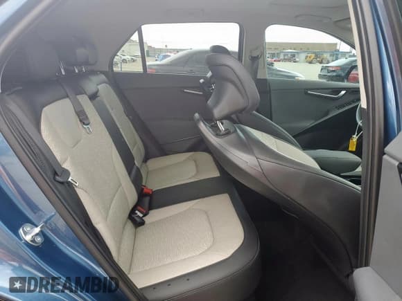 ✅ 2025 Kia Niro SX • VIN: KNDCT3LEXS5239137 • Lot: 60650685. Wystawiony na Copart z przebiegiem 827 mil. Bezpłatny archiwum sprzedaży aukcyjnych z USA i szczegółowy raport historii pojazdu na DreamBid. Zdjęcie 11.