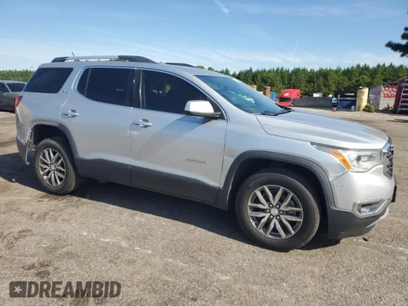 ✅ 2017 GMC Acadia SLE • VIN: 1GKKNLLA1HZ323355 • Лот: 70128605. Опубликован ранее на Copart с пробегом 150 378 миль. Бесплатный доступ к архиву аукционных продаж из США и подробный отчёт об истории автомобиля на DreamBid. Изображение 4.