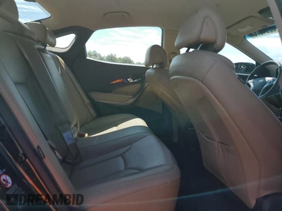 ✅ 2016 Hyundai Azera • VIN: KMHFG4JG4GA519495 • Лот: 80284675. Опубликован ранее на Copart с пробегом 102 233 миль. Бесплатный доступ к архиву аукционных продаж из США и подробный отчёт об истории автомобиля на DreamBid. Изображение 10.