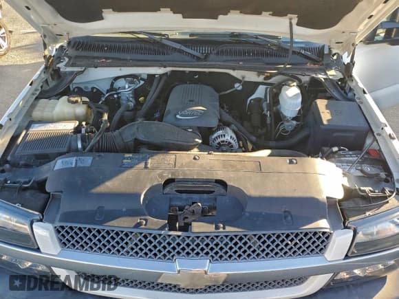 ✅ 2004 Chevrolet Silverado 2500HD Work Truck • VIN: 1GCHC23U04F179275 • Лот: 95805925. Опубликован ранее на Copart с пробегом 260 462 миль. Бесплатный доступ к архиву аукционных продаж из США и подробный отчёт об истории автомобиля на DreamBid. Изображение 11.