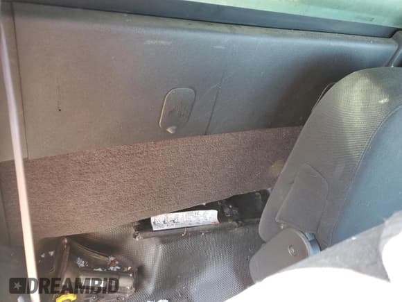 ✅ 2009 GMC Sierra 1500 Work Truck • VIN: 1GTEC14X29Z211929 • Лот: 90378395. Опубликован ранее на Copart с пробегом 87 454 миль. Бесплатный доступ к архиву аукционных продаж из США и подробный отчёт об истории автомобиля на DreamBid. Изображение 10.