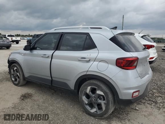 ✅ 2022 Hyundai Venue SEL • VIN: KMHRC8A35NU190024 • Lot: 48622005. Listed on Copart with 16,064 mi. Free auction sales archive from the USA and detailed vehicle history report at DreamBid. Image 2.