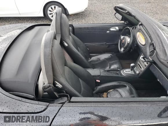 ✅ 2005 Porsche Boxster • VIN: WP0CA298X5U712515 • Лот: 74030354. Опубликован ранее на Copart с пробегом Не указан. Бесплатный доступ к архиву аукционных продаж из США и подробный отчёт об истории автомобиля на DreamBid. Изображение 10.