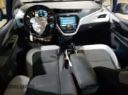 ✅ 2020 Chevrolet Bolt EV LT • VIN: 1G1FY6S02L4149616 • Lot: 84306444. Wystawiony na Copart z przebiegiem 13 591 mil. Bezpłatny archiwum sprzedaży aukcyjnych z USA i szczegółowy raport historii pojazdu na DreamBid. Zdjęcie 8.