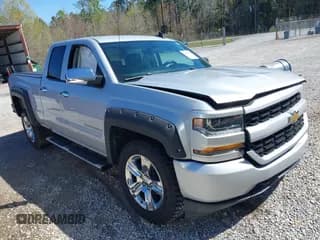 ✅ 2018 Chevrolet Silverado 1500 Custom • VIN: 1GCRCPEC3JZ117322 • Лот: 41719888. Опубликован ранее на IAAI с пробегом 173 623 миль. Бесплатный доступ к архиву аукционных продаж из США и подробный отчёт об истории автомобиля на DreamBid. Изображение 1.
