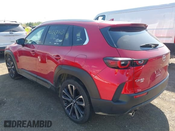 ✅ 2025 Mazda CX-50 S Premium Plus • VIN: 7MMVABEMXSN373157 • Лот: 43327615. Опубликован ранее на IAAI с пробегом 6 129 миль. Бесплатный доступ к архиву аукционных продаж из США и подробный отчёт об истории автомобиля на DreamBid. Изображение 3.