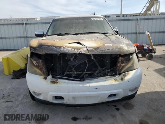 ✅ 2007 Chevrolet Suburban LTZ • VIN: 3GNFK16Y97G221343 • Lot: 85465134. Wystawiony na Copart z przebiegiem Nie podano. Bezpłatny archiwum sprzedaży aukcyjnych z USA i szczegółowy raport historii pojazdu na DreamBid. Zdjęcie 5.