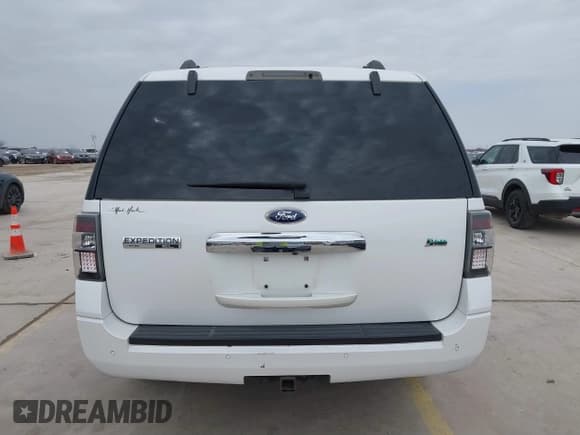 ✅ 2014 Ford Expedition Max Limited • VIN: 1FMJK1K55EEF62298 • Лот: 41576337. Опубликован ранее на IAAI с пробегом 141 593 миль. Бесплатный доступ к архиву аукционных продаж из США и подробный отчёт об истории автомобиля на DreamBid. Изображение 16.