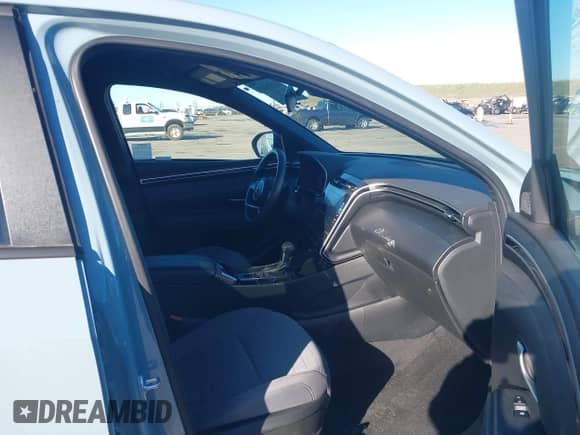 2024 Hyundai Santa Cruz SEL с VIN 5NTJB4AE4RH100765, выставлен на аукционе IAAI как лот 41518227 с пробегом 3 332 миль миль и . История ставок и продаж доступна на DreamBid. Изображение 5.