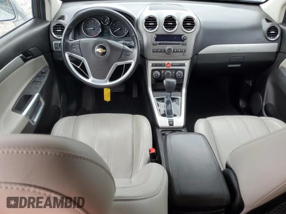 ✅ 2012 Chevrolet Captiva Sport LTZ • VIN: 3GNFL4E59CS634103 • Lot: 54857005. Wystawiony na Copart z przebiegiem 156 918 mil. Bezpłatny archiwum sprzedaży aukcyjnych z USA i szczegółowy raport historii pojazdu na DreamBid. Zdjęcie 8.