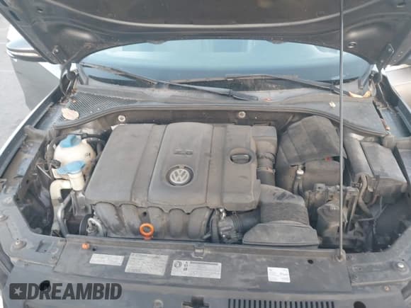 ✅ 2012 Volkswagen Passat SE • VIN: 1VWBP7A35CC071605 • Lot: 43650796. Listed on IAAI with 215,229 mi. Free auction sales archive from the USA and detailed vehicle history report at DreamBid. Image 10.