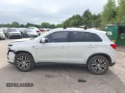 ✅ 2017 Mitsubishi Outlander ES • VIN: JA4AP3AU6HZ018930 • Лот: 43133329. Опубликован ранее на IAAI с пробегом 160 606 миль. Бесплатный доступ к архиву аукционных продаж из США и подробный отчёт об истории автомобиля на DreamBid. Изображение 14.