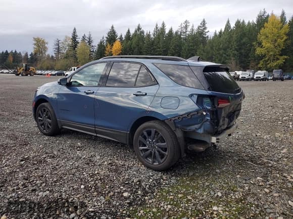 ✅ 2024 Chevrolet Equinox RS • VIN: 3GNAXWEG9RL177615 • Lot: 89739115. Listed on Copart with 31,686 mi. Free auction sales archive from the USA and detailed vehicle history report at DreamBid. Image 2.