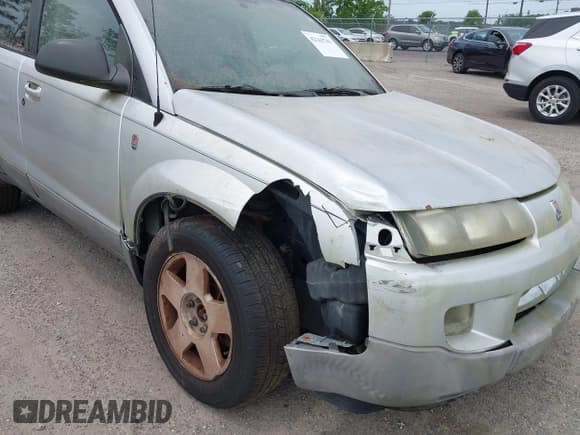 ✅ 2004 Saturn VUE V6 • VIN: 5GZCZ63484S810067 • Lot: 42163741. Wystawiony na IAAI z przebiegiem 195 667 mil. Bezpłatny archiwum sprzedaży aukcyjnych z USA i szczegółowy raport historii pojazdu na DreamBid. Zdjęcie 6.