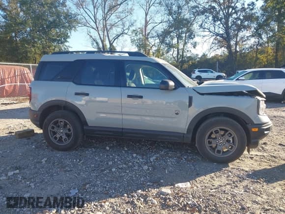 ✅ 2024 Ford Bronco Sport Big Bend • VIN: 3FMCR9B63RRE10373 • Lot: 43469816. Wystawiony na IAAI z przebiegiem 34 688 mil. Bezpłatny archiwum sprzedaży aukcyjnych z USA i szczegółowy raport historii pojazdu na DreamBid. Zdjęcie 13.