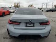 ✅ 2025 BMW 3 Series 330i • VIN: 3MW69CW09S8F14072 • Lot: 84287345. Wystawiony na Copart z przebiegiem 7 092 mil. Bezpłatny archiwum sprzedaży aukcyjnych z USA i szczegółowy raport historii pojazdu na DreamBid. Zdjęcie 6.