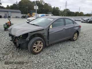 2013 Hyundai Sonata GLS z VIN 5NPEB4AC8DH532590, wystawiony jako Copart lot #82391925 z przebiegiem 135 153 mil mil oraz Szkoda całkowita • Salvage title. Historia ofert i sprzedaży dostępna na DreamBid. Obrazek 1.
