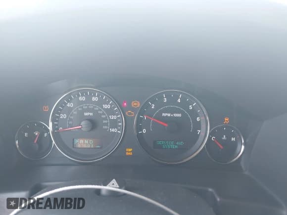 ✅ 2006 Jeep Commander • VIN: 1J8HG48N26C132053 • Лот: 42719052. Опубликован ранее на IAAI с пробегом 187 683 миль. Бесплатный доступ к архиву аукционных продаж из США и подробный отчёт об истории автомобиля на DreamBid. Изображение 7.