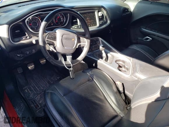 ✅ 2015 Dodge Challenger R/T Plus • VIN: 2C3CDZBT5FH851278 • Lot: 60196794. Wystawiony na Copart z przebiegiem 71 713 mil. Bezpłatny archiwum sprzedaży aukcyjnych z USA i szczegółowy raport historii pojazdu na DreamBid. Zdjęcie 8.