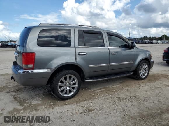 ✅ 2008 Chrysler Aspen Limited • VIN: 1A8HX58218F147415 • Лот: 62481415. Опубликован ранее на Copart с пробегом 217 289 миль. Бесплатный доступ к архиву аукционных продаж из США и подробный отчёт об истории автомобиля на DreamBid. Изображение 3.