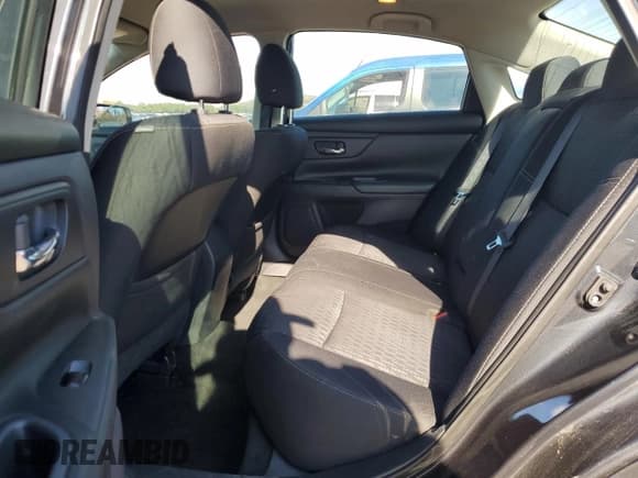 ✅ 2017 Nissan Altima S • VIN: 1N4AL3AP2HN304265 • Lot: 87396915. Wystawiony na Copart z przebiegiem 78 395 mil. Bezpłatny archiwum sprzedaży aukcyjnych z USA i szczegółowy raport historii pojazdu na DreamBid. Zdjęcie 10.