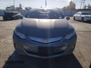 ✅ 2018 Chevrolet Volt LT • VIN: 1G1RC6S58JU155120 • Lot: 38378274. Wystawiony na Copart z przebiegiem 26 663 mil. Bezpłatny archiwum sprzedaży aukcyjnych z USA i szczegółowy raport historii pojazdu na DreamBid. Zdjęcie 5.