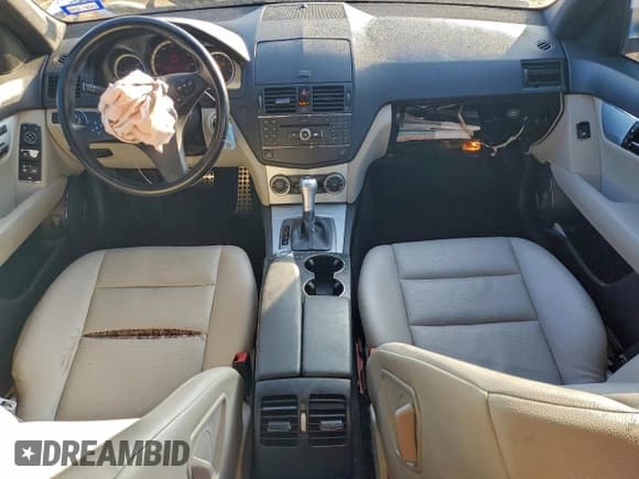 ✅ 2009 Mercedes-Benz C 300 Sport • VIN: WDDGF54X19R057436 • Lot: 95904465. Listed on Copart with 122,959 mi. Free auction sales archive from the USA and detailed vehicle history report at DreamBid. Image 8.