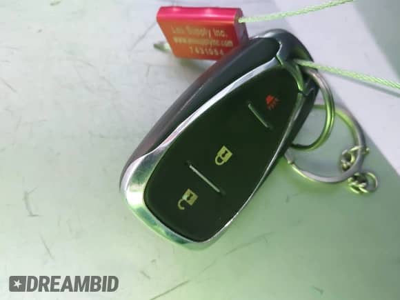 2020 Chevrolet Equinox LT z VIN 3GNAXUEV2LS513251, wystawiony jako IAAI lot #43494034 z przebiegiem 108 364 mil mil oraz . Historia ofert i sprzedaży dostępna na DreamBid. Obrazek 11.