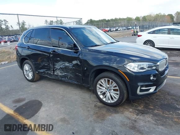✅ 2017 BMW X5 xDrive40e • VIN: 5UXKT0C55H0S80175 • Lot: 41717190. Wystawiony na IAAI z przebiegiem 64 500 mil. Bezpłatny archiwum sprzedaży aukcyjnych z USA i szczegółowy raport historii pojazdu na DreamBid. Zdjęcie 1.