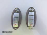 ✅ 2017 Nissan Titan • VIN: 1N6BA1R9XHN524295 • Lot: 42076049. Wystawiony na IAAI z przebiegiem 124 537 mil. Bezpłatny archiwum sprzedaży aukcyjnych z USA i szczegółowy raport historii pojazdu na DreamBid. Zdjęcie 11.