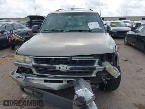 2002 Chevrolet Tahoe LS with VIN 1GNEC13Z42R246617, listed as a IAAI auction lot 42675524 with 306,596 mi miles and . Bid and sale history available at DreamBid. Image 11.