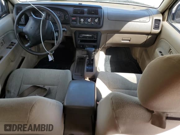 ✅ 2000 Nissan Frontier XE • VIN: 1N6ED27T6YC351024 • Лот: 82602225. Опубликован ранее на Copart с пробегом 147 364 миль. Бесплатный доступ к архиву аукционных продаж из США и подробный отчёт об истории автомобиля на DreamBid. Изображение 8.