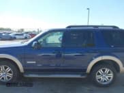 ✅ 2008 Ford Explorer Eddie Bauer • VIN: 1FMEU64E28UA00911 • Lot: 42187858. Wystawiony na IAAI z przebiegiem 187 368 mil. Bezpłatny archiwum sprzedaży aukcyjnych z USA i szczegółowy raport historii pojazdu na DreamBid. Zdjęcie 6.