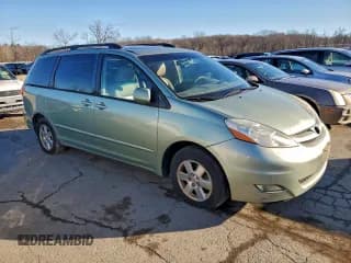 ✅ 2010 Toyota Sienna XLE • VIN: 5TDYK4CC0AS297991 • Lot: 94408755. Listed on Copart with 133,353 mi. Free auction sales archive from the USA and detailed vehicle history report at DreamBid. Image 4.