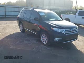 ✅ 2011 Toyota Highlander • VIN: 5TDZK3EH9BS026856 • Lot: 43753511. Listed on IAAI with 137,301 mi. Free auction sales archive from the USA and detailed vehicle history report at DreamBid. Image 1.