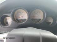 ✅ 2013 Dodge Challenger SXT • VIN: 2C3CDYAG7DH592935 • Lot: 84277125. Wystawiony na Copart z przebiegiem 204 885 mil. Bezpłatny archiwum sprzedaży aukcyjnych z USA i szczegółowy raport historii pojazdu na DreamBid. Zdjęcie 9.