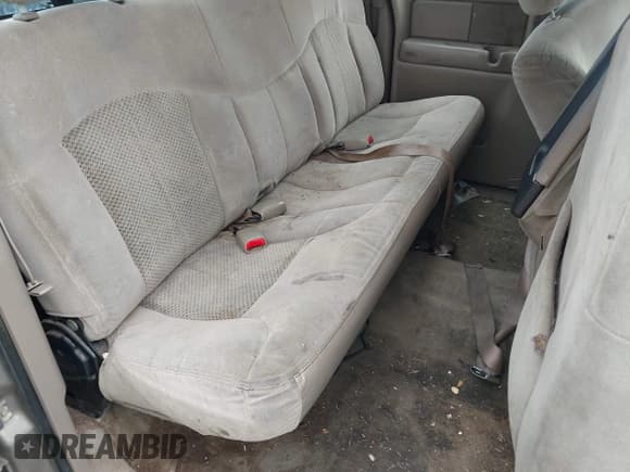 ✅ 2002 Chevrolet Silverado 1500 LT • VIN: 2GCEC19TX21218731 • Лот: 43272633. Опубликован ранее на IAAI с пробегом 301 628 миль. Бесплатный доступ к архиву аукционных продаж из США и подробный отчёт об истории автомобиля на DreamBid. Изображение 8.