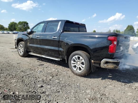 ✅ 2024 Chevrolet Silverado 1500 LTZ • VIN: 1GCUDGED6RZ242536 • Лот: 85079535. Опубликован ранее на Copart с пробегом 7 200 миль. Бесплатный доступ к архиву аукционных продаж из США и подробный отчёт об истории автомобиля на DreamBid. Изображение 2.